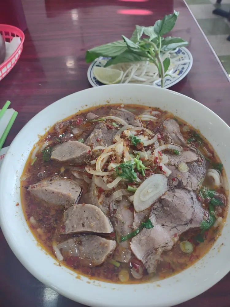 Bún Bò Hue with Veggies Instead of Noodles